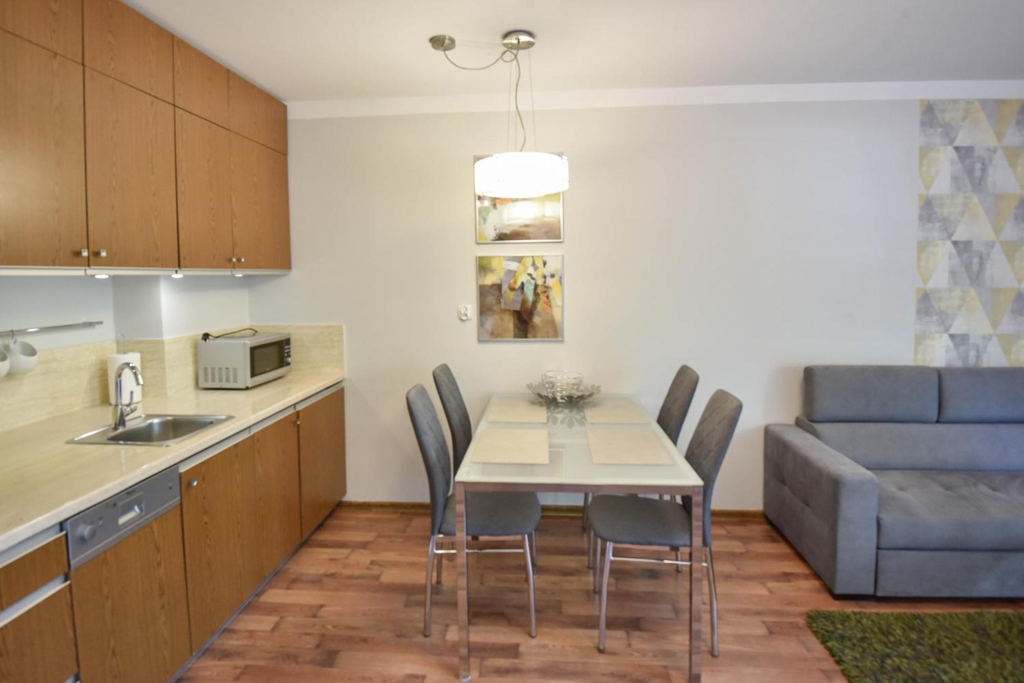 Apartamenty Mistral Z Parkingiem - Promenada & Morze - Apartamenty Na Wyspie Swinoujscie Kültér fotó