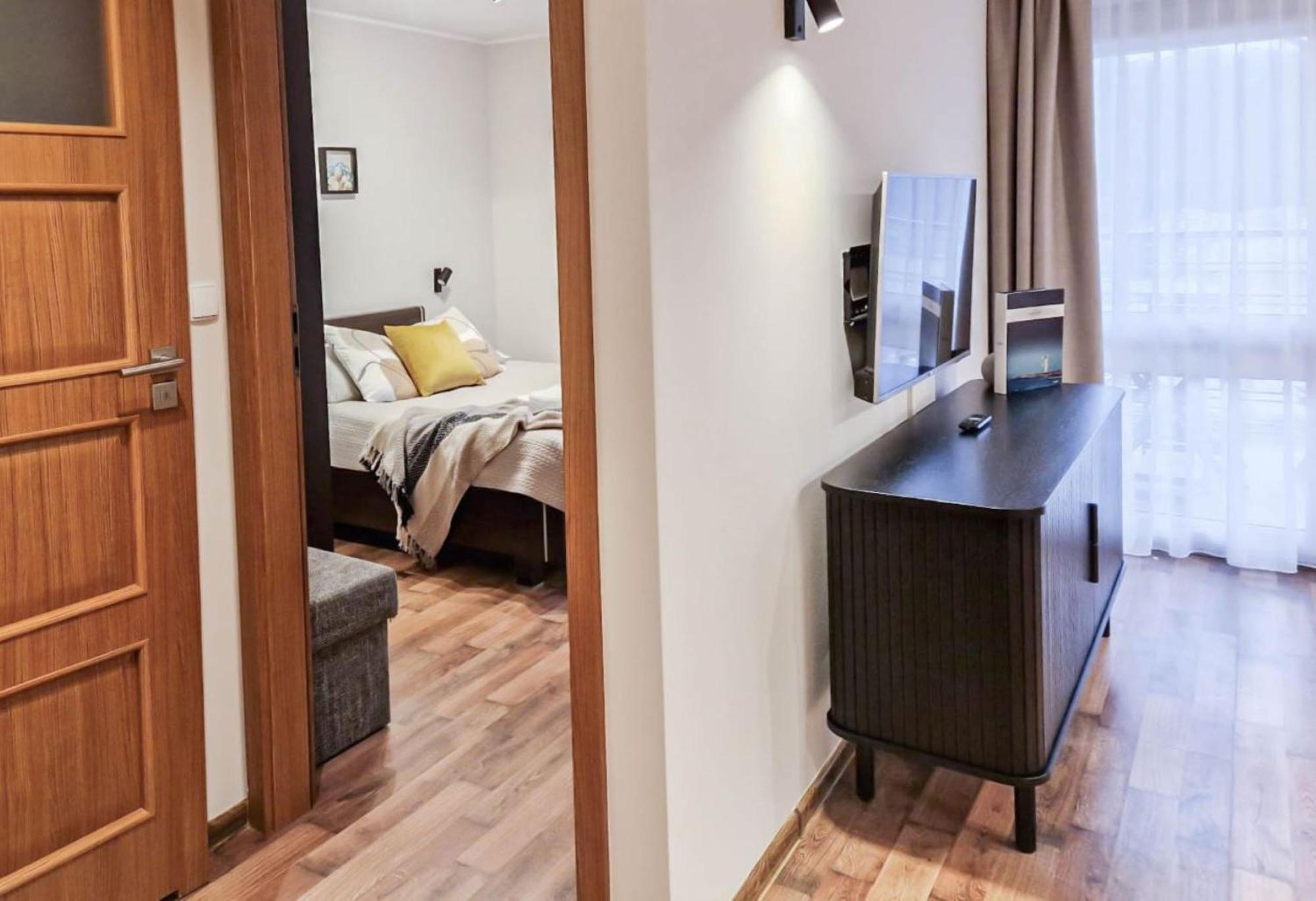 Apartamenty Mistral Z Parkingiem - Promenada & Morze - Apartamenty Na Wyspie Swinoujscie Kültér fotó