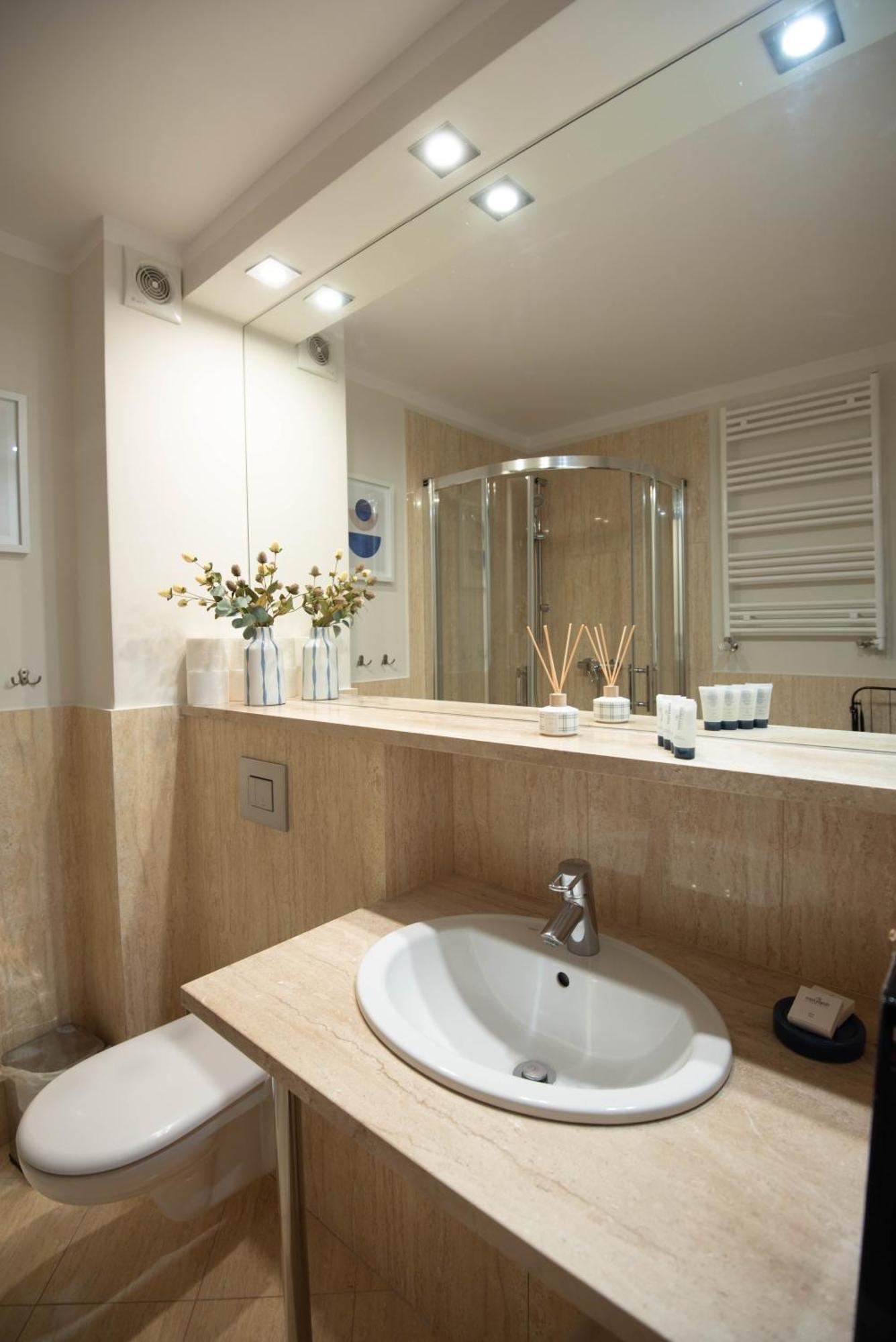 Apartamenty Mistral Z Parkingiem - Promenada & Morze - Apartamenty Na Wyspie Swinoujscie Kültér fotó