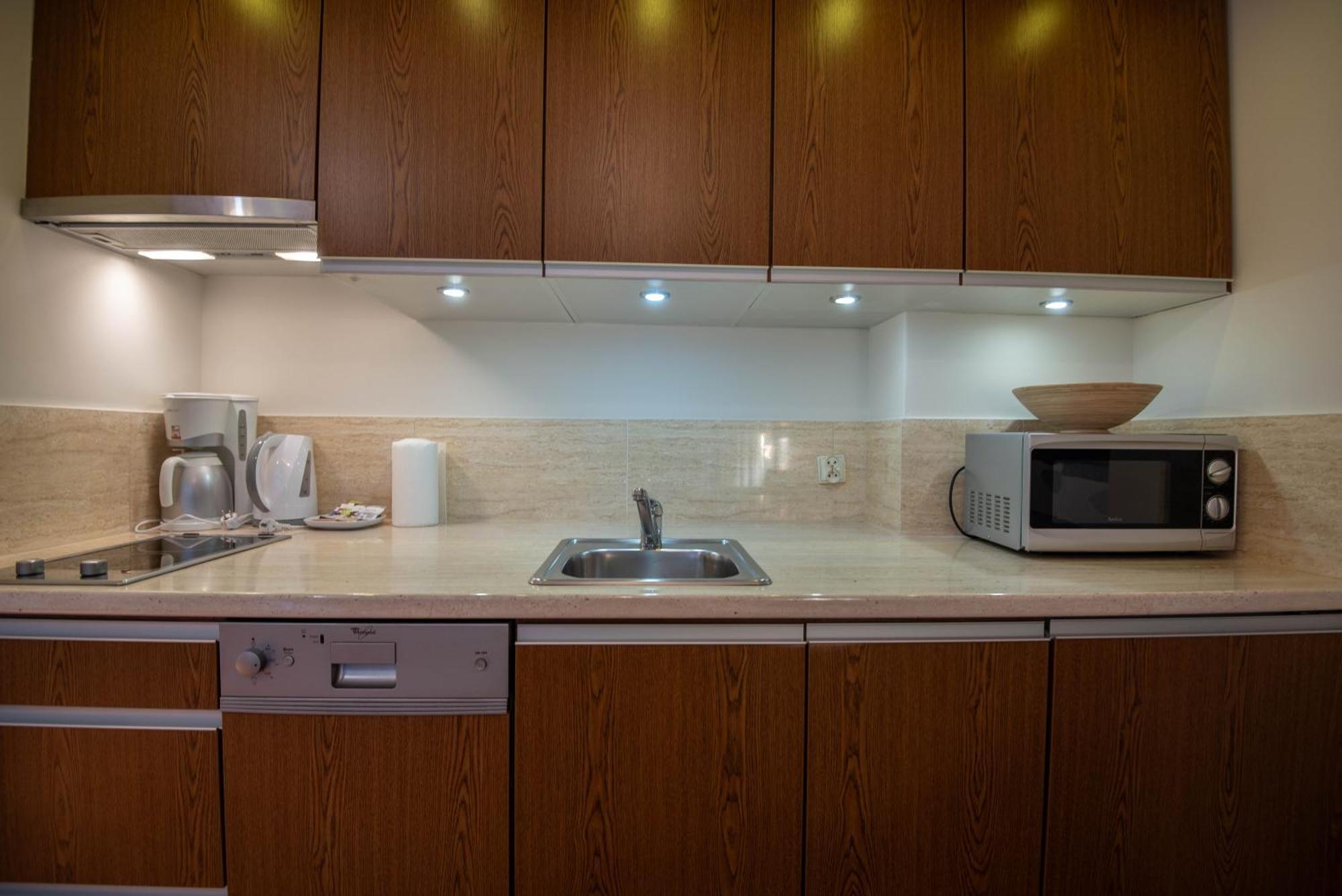 Apartamenty Mistral Z Parkingiem - Promenada & Morze - Apartamenty Na Wyspie Swinoujscie Kültér fotó